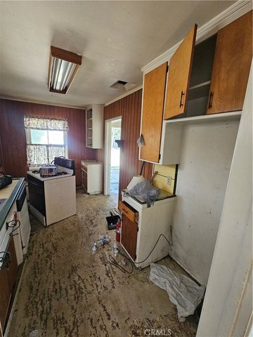 8132 White Oak Avenue, Northridge, CA 91325