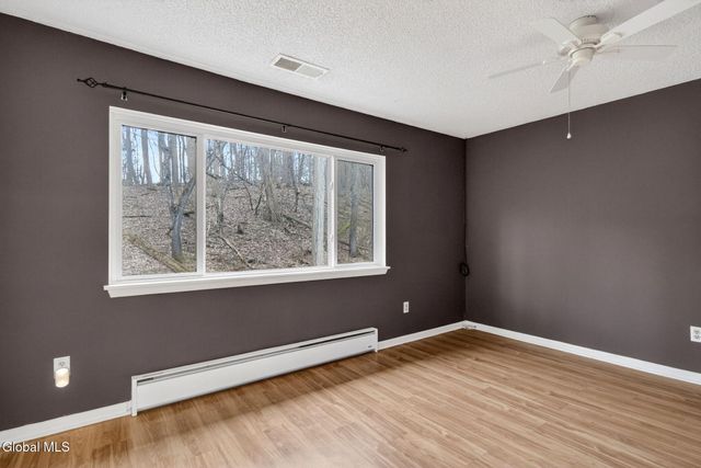 80 Crestwood Terrace, Albany, NY 12203