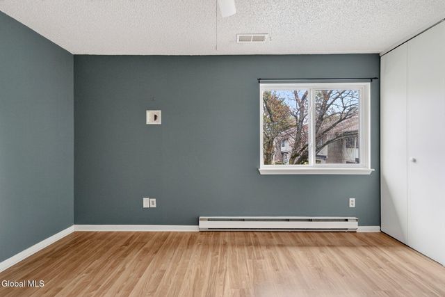 80 Crestwood Terrace, Albany, NY 12203