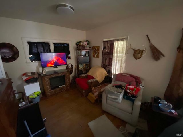 1735 E Franklin Street, Evansville, IN 47711