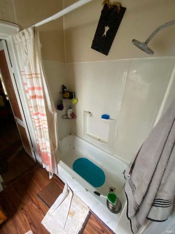 1735 E Franklin Street, Evansville, IN 47711
