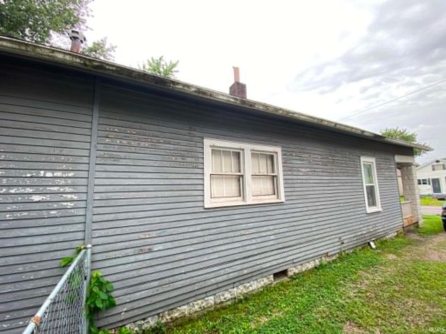 1735 E Franklin Street, Evansville, IN 47711