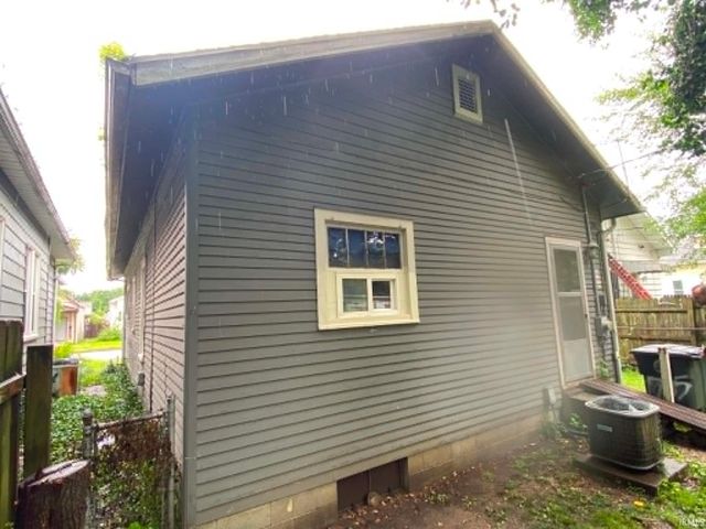 1735 E Franklin Street, Evansville, IN 47711