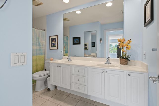 8256 SE Paurotis Lane, Hobe Sound, FL 33455