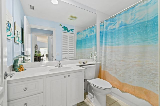 8256 SE Paurotis Lane, Hobe Sound, FL 33455