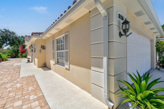 8256 SE Paurotis Lane, Hobe Sound, FL 33455