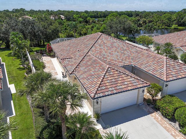 8256 SE Paurotis Lane, Hobe Sound, FL 33455