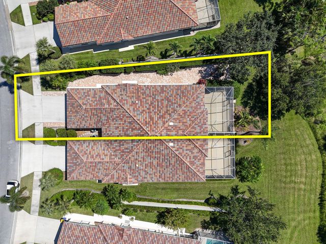 8256 SE Paurotis Lane, Hobe Sound, FL 33455