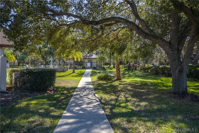 270 E Glassboro Court 2B, Hernando, FL 34442