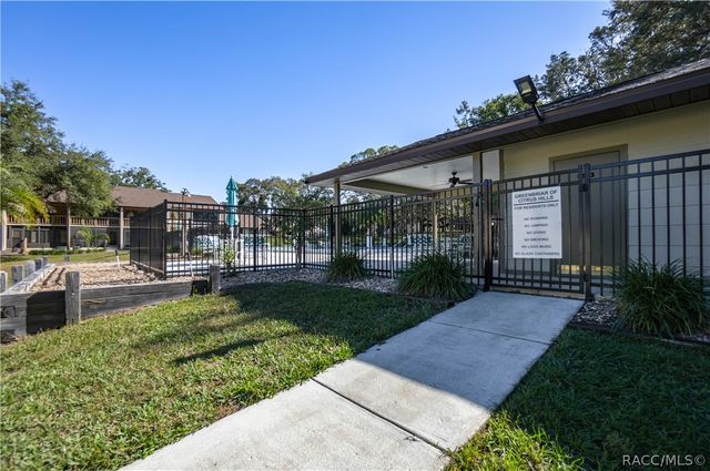 270 E Glassboro Court 2B, Hernando, FL 34442