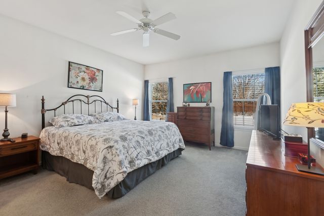 1616 Colchester Lane, Aurora, IL 60502