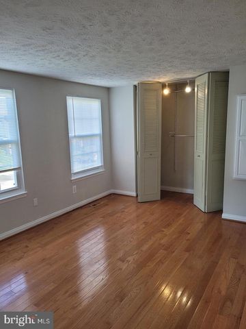 1810 TILLETSON PL, Woodbridge, VA 22191
