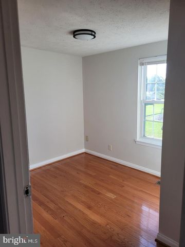 1810 TILLETSON PL, Woodbridge, VA 22191