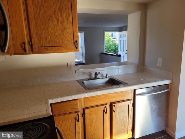 1810 TILLETSON PL, Woodbridge, VA 22191