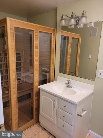 1810 TILLETSON PL, Woodbridge, VA 22191