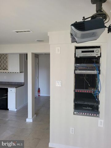 1810 TILLETSON PL, Woodbridge, VA 22191