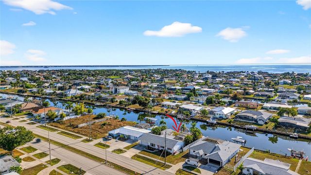 21277 EDGEWATER DRIVE, Port Charlotte, FL 33952