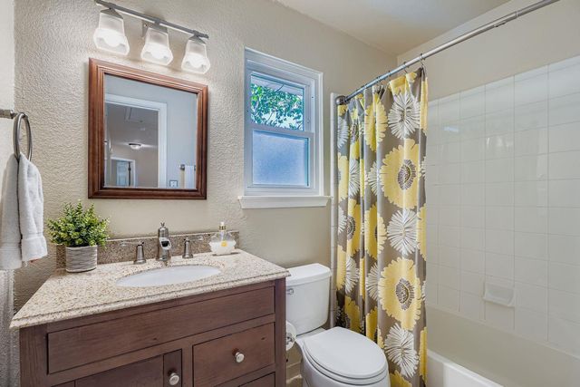 2600 Winding Brook DR, Austin, TX 78748