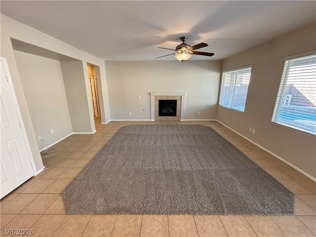 9218 Desert Heat Avenue, Las Vegas, NV 89178