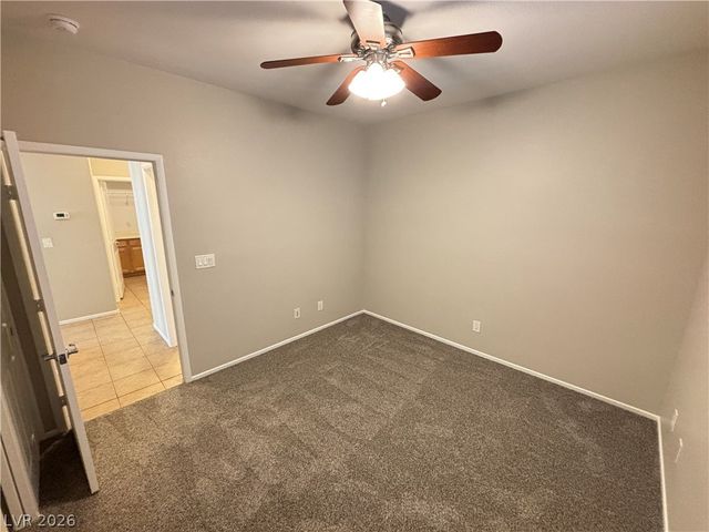 9218 Desert Heat Avenue, Las Vegas, NV 89178