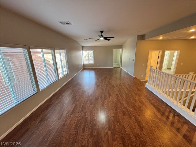 9218 Desert Heat Avenue, Las Vegas, NV 89178