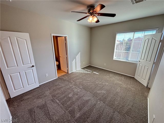 9218 Desert Heat Avenue, Las Vegas, NV 89178