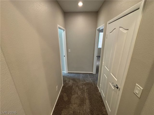 9218 Desert Heat Avenue, Las Vegas, NV 89178