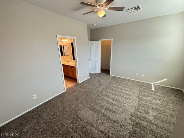 9218 Desert Heat Avenue, Las Vegas, NV 89178