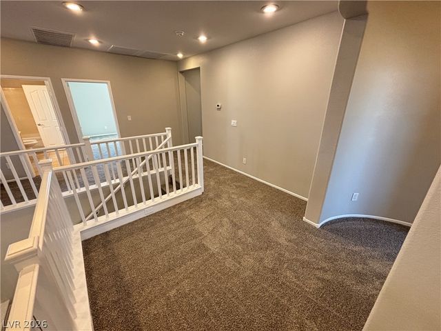 9218 Desert Heat Avenue, Las Vegas, NV 89178