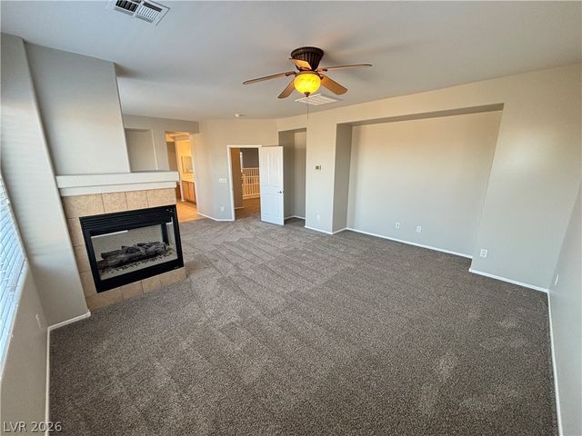 9218 Desert Heat Avenue, Las Vegas, NV 89178