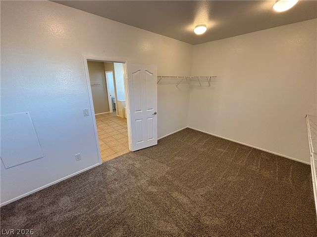 9218 Desert Heat Avenue, Las Vegas, NV 89178