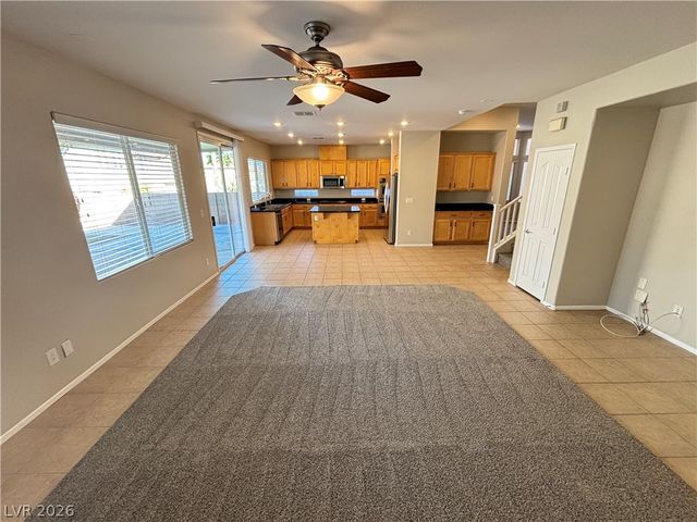 9218 Desert Heat Avenue, Las Vegas, NV 89178