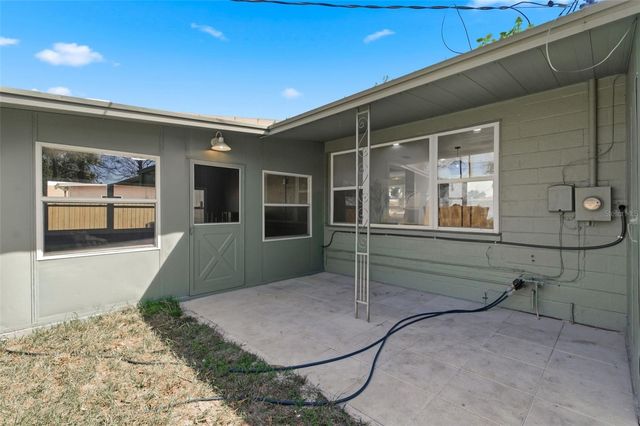 3593 BENSON AVENUE N, St Petersburg, FL 33713