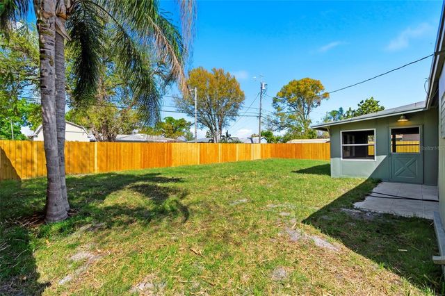 3593 BENSON AVENUE N, St Petersburg, FL 33713