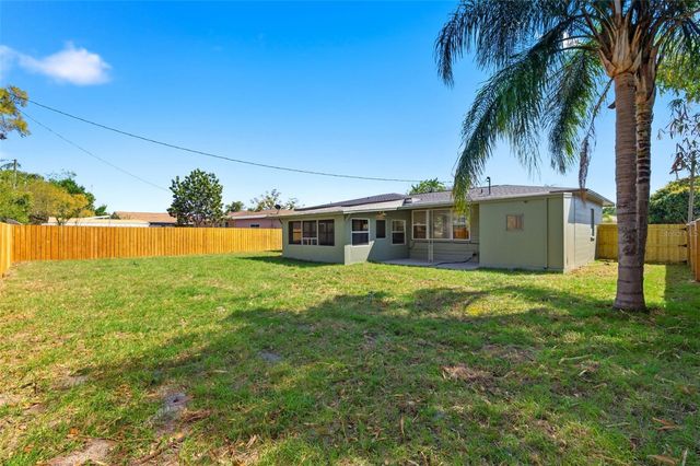 3593 BENSON AVENUE N, St Petersburg, FL 33713