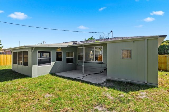 3593 BENSON AVENUE N, St Petersburg, FL 33713