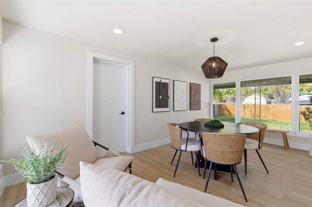 Image 21 of property listing at 3593 BENSON AVENUE N, St Petersburg, FL 33713