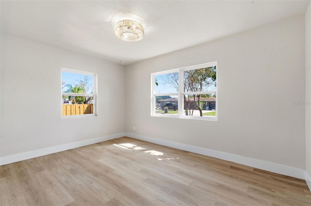 Image 22 of property listing at 3593 BENSON AVENUE N, St Petersburg, FL 33713