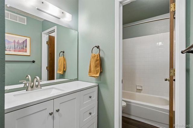 1077 Artemis Circle, Lafayette, CO 80026