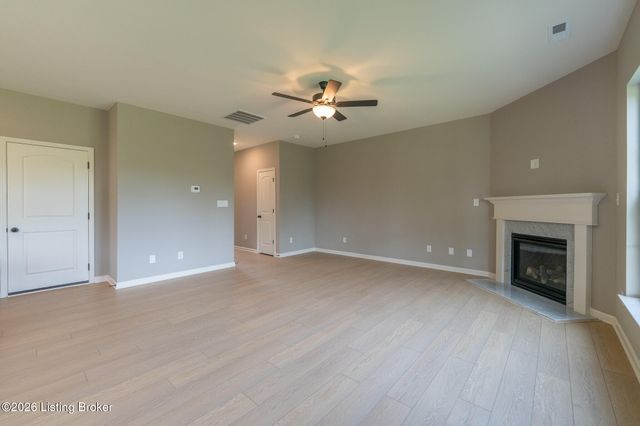7923 Copper Drift Way, Louisville, KY 40291