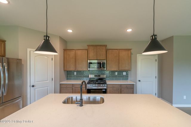 7923 Copper Drift Way, Louisville, KY 40291