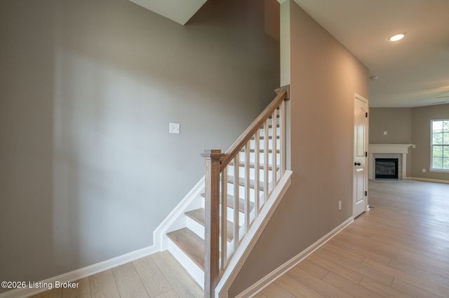7923 Copper Drift Way, Louisville, KY 40291