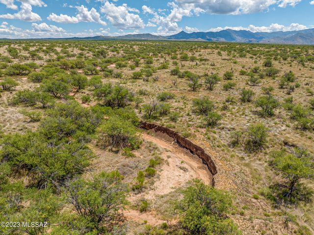 S Willow Springs Road, Oracle, AZ 85623