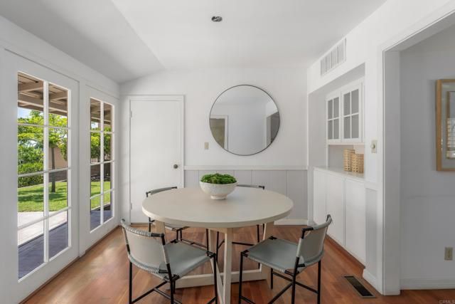 1381 W Muirlands Drive, La Jolla (san Diego), CA 92037