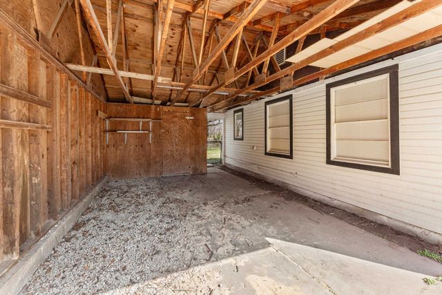 6566 N East Park View St, Park City, KS 67219