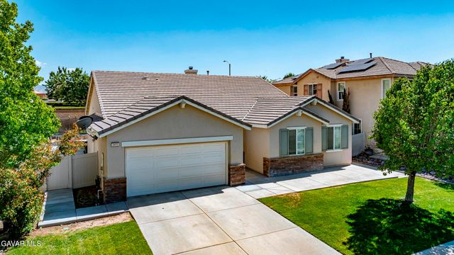 6852 Buchet Drive, Palmdale, CA 93552
