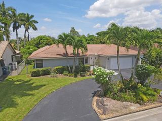 6621 NW 52nd St, Coral Springs, FL 33067