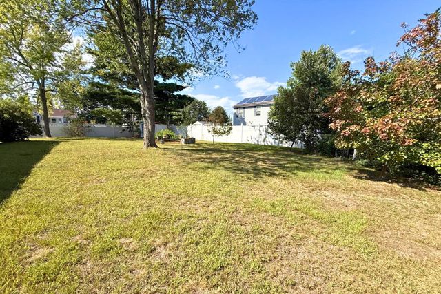 226 Lund Road, Nashua, NH 03060