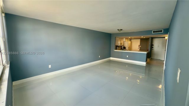 1351 NE Miami Gardens Dr 422E, Miami, FL 33179