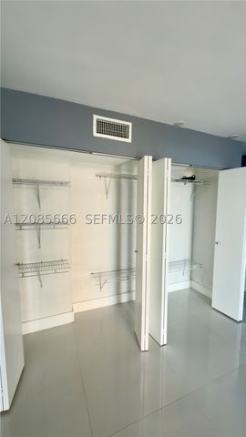 1351 NE Miami Gardens Dr 422E, Miami, FL 33179